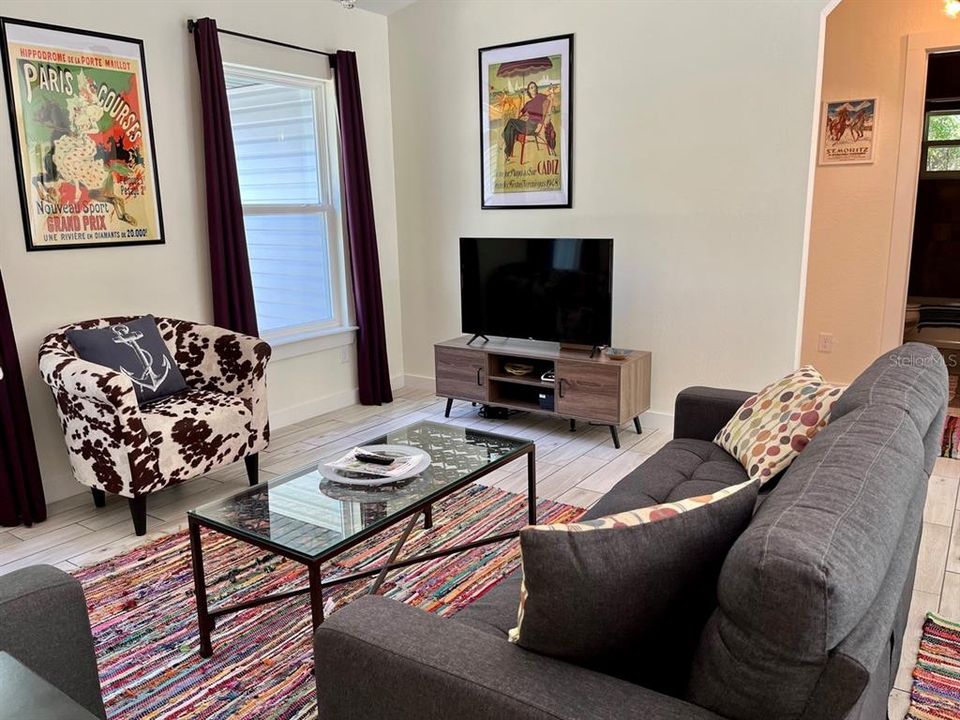 出租: $4,500 (3 贝兹, 3 浴室, 1521 平方英尺)