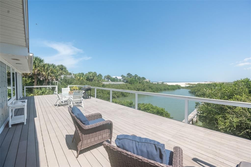 For Sale: $1,097,000 (3 beds, 2 baths, 2671 Square Feet)