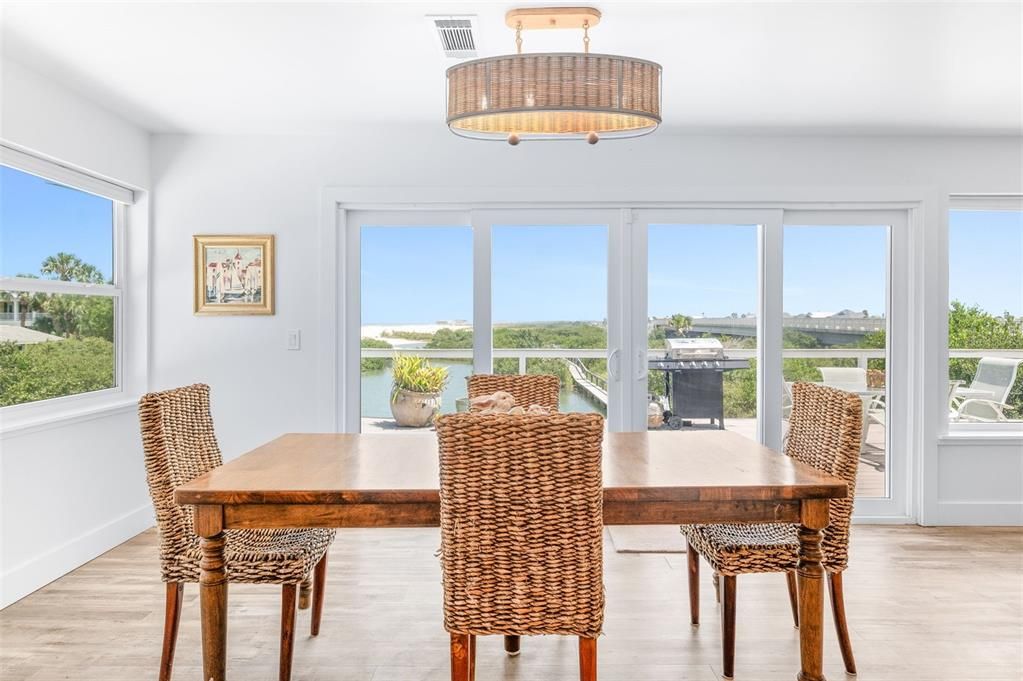 For Sale: $1,097,000 (3 beds, 2 baths, 2671 Square Feet)