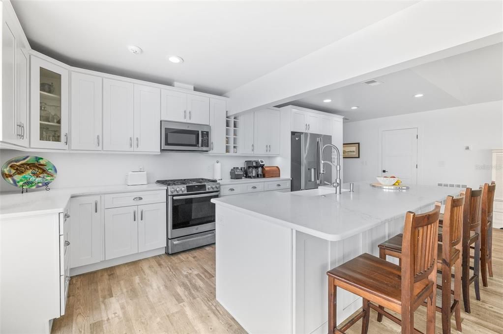For Sale: $1,097,000 (3 beds, 2 baths, 2671 Square Feet)