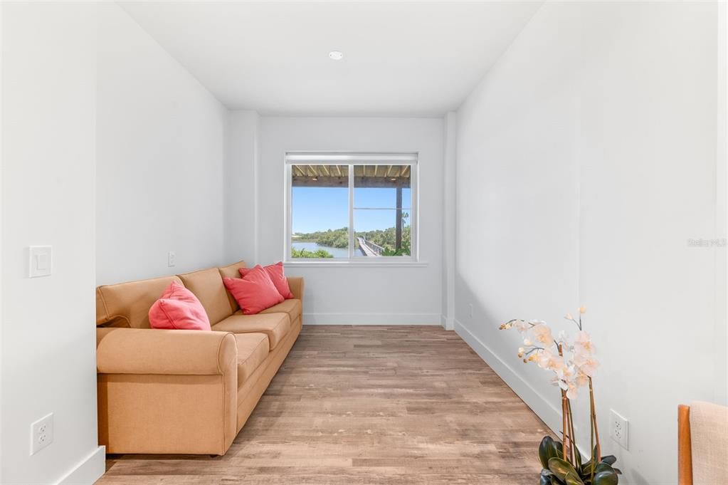 For Sale: $1,097,000 (3 beds, 2 baths, 2671 Square Feet)