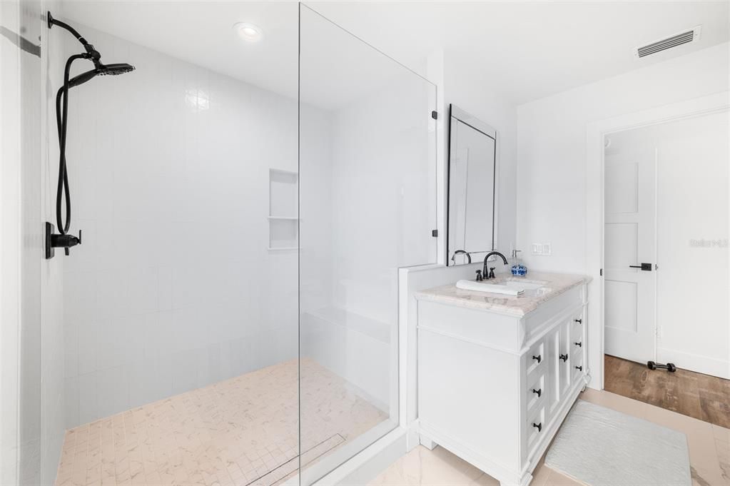 For Sale: $1,097,000 (3 beds, 2 baths, 2671 Square Feet)