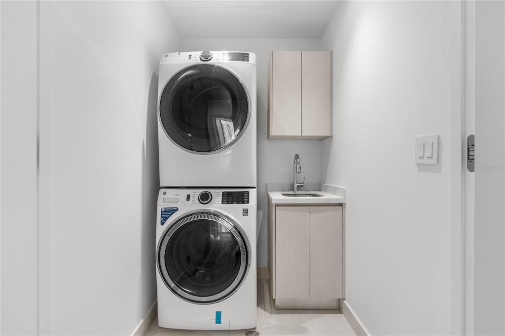 待售: $5,100,000 (4 贝兹, 4 浴室, 4151 平方英尺)