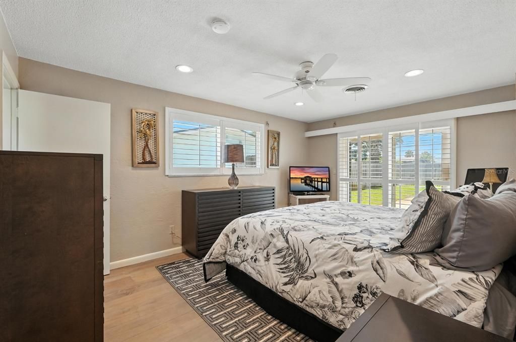 На продажу: $625,000 (4 спален, 3 ванн, 1870 Квадратных фут)