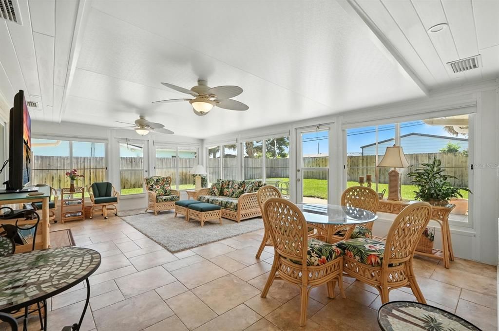 На продажу: $625,000 (4 спален, 3 ванн, 1870 Квадратных фут)