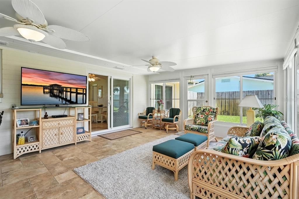 На продажу: $625,000 (4 спален, 3 ванн, 1870 Квадратных фут)