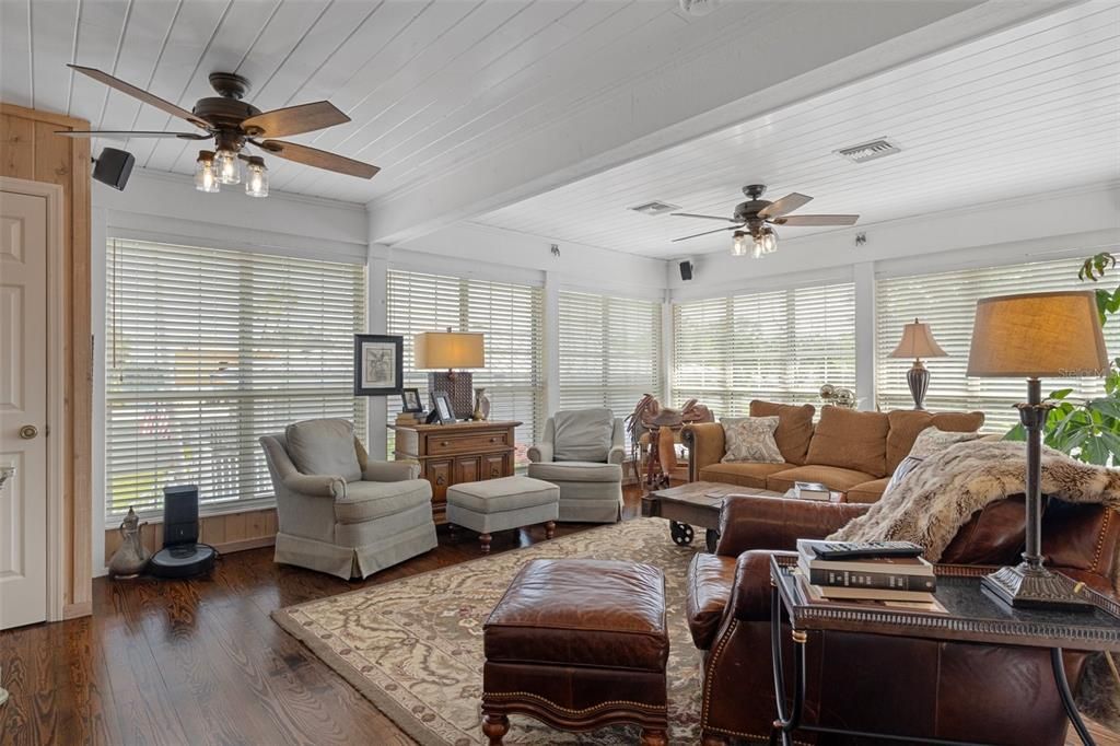 For Sale: $1,699,000 (4 beds, 3 baths, 3070 Square Feet)