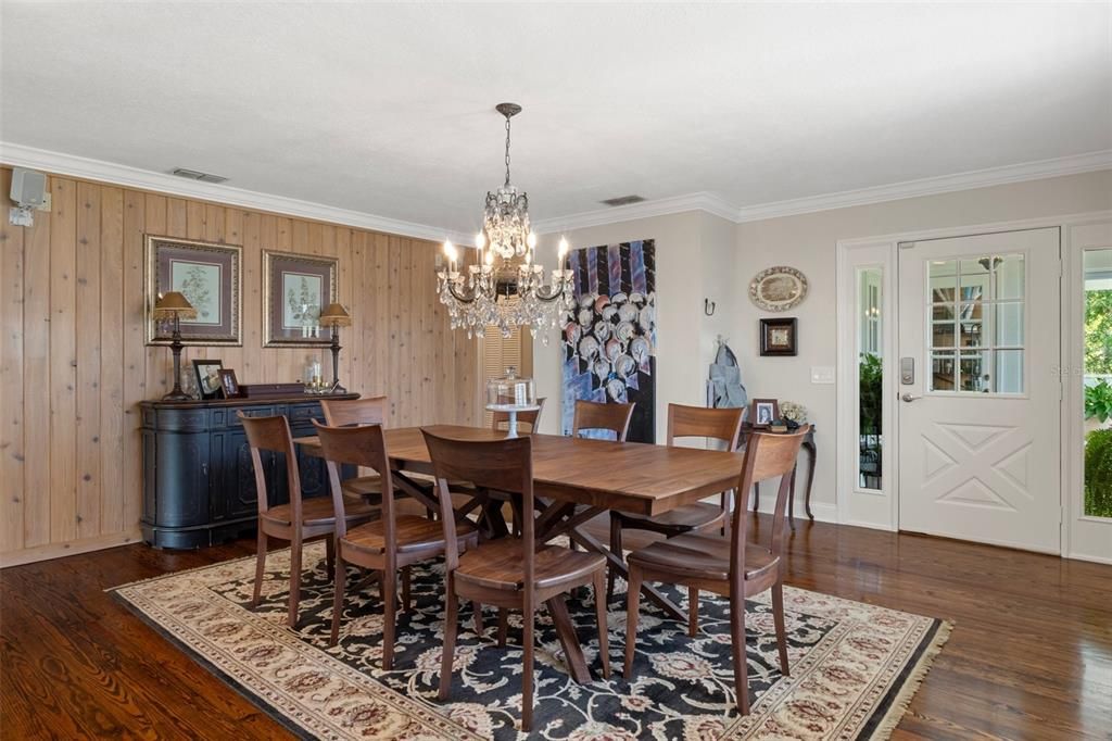 For Sale: $1,699,000 (4 beds, 3 baths, 3070 Square Feet)