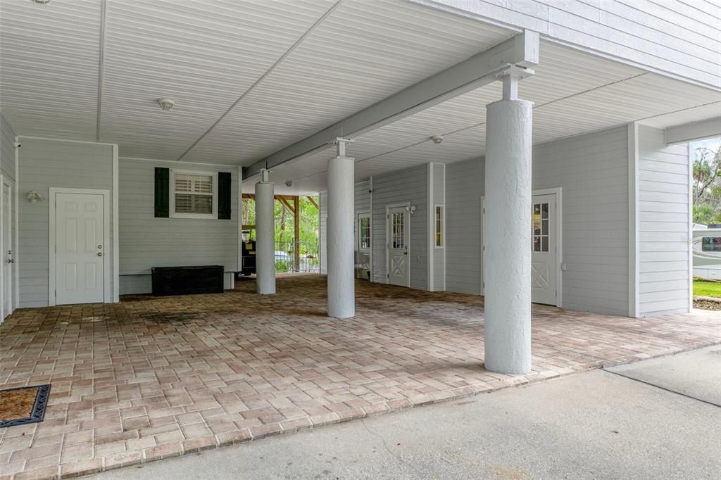 For Sale: $1,699,000 (4 beds, 3 baths, 3070 Square Feet)