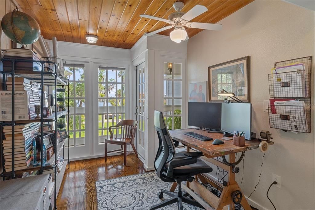 For Sale: $1,699,000 (4 beds, 3 baths, 3070 Square Feet)