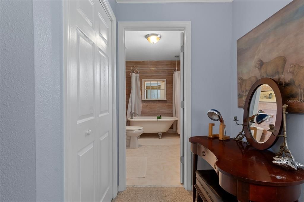 For Sale: $1,699,000 (4 beds, 3 baths, 3070 Square Feet)