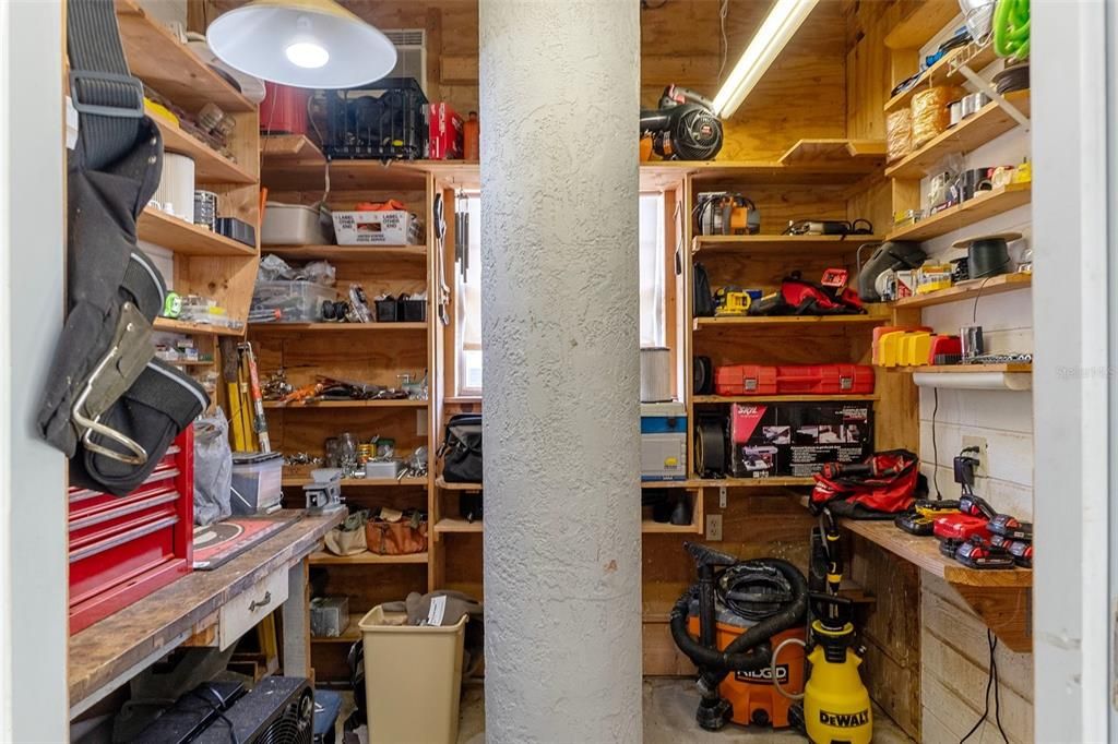 For Sale: $1,699,000 (4 beds, 3 baths, 3070 Square Feet)