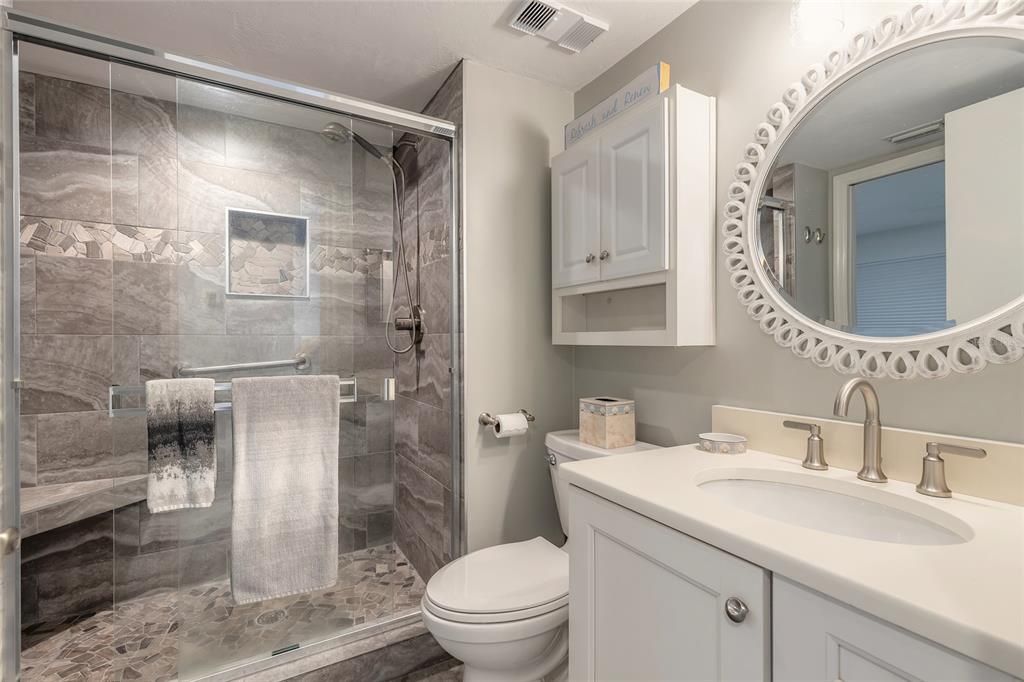 En Venta: $500,000 (2 camas, 2 baños, 1363 Pies cuadrados)