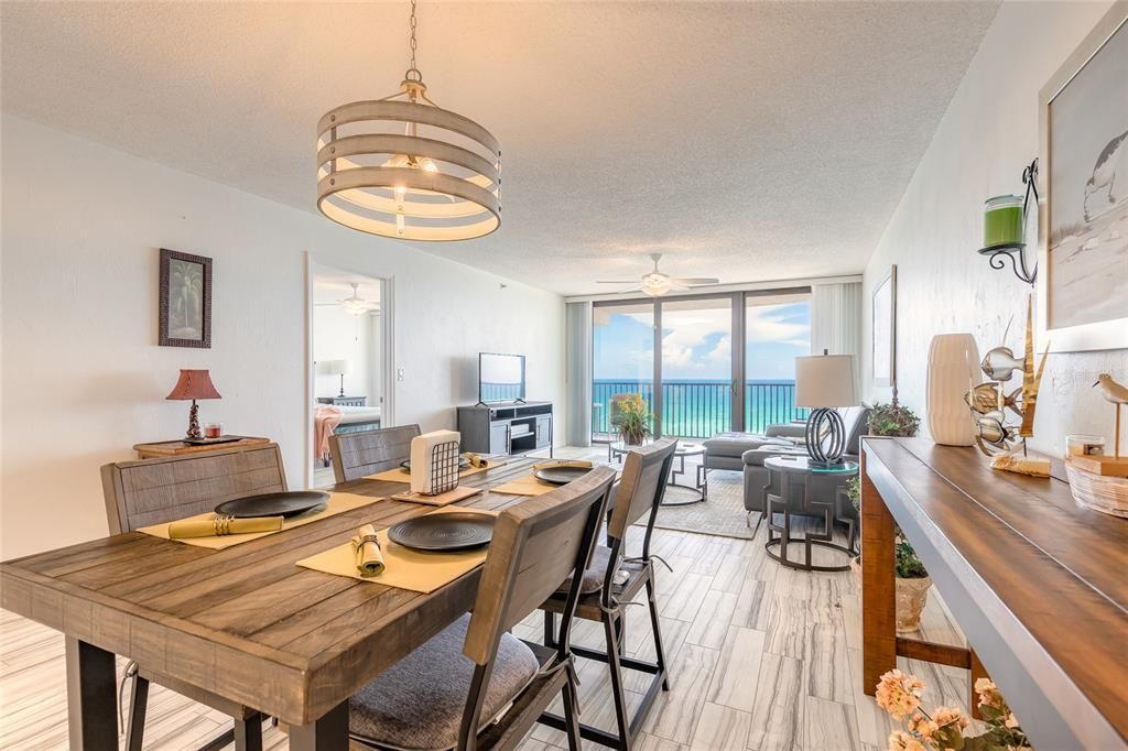 En Venta: $500,000 (2 camas, 2 baños, 1363 Pies cuadrados)