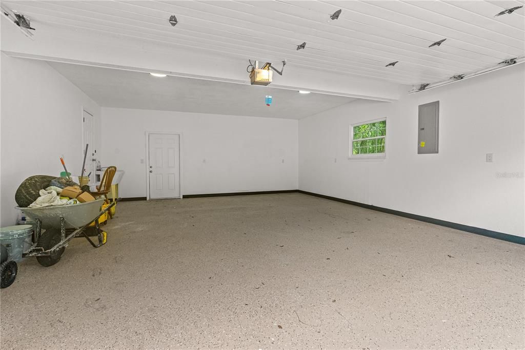 En Venta: $599,000 (5 camas, 4 baños, 4200 Pies cuadrados)