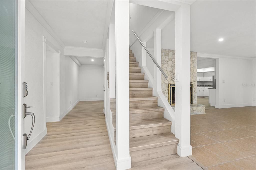 En Venta: $599,000 (5 camas, 4 baños, 4200 Pies cuadrados)