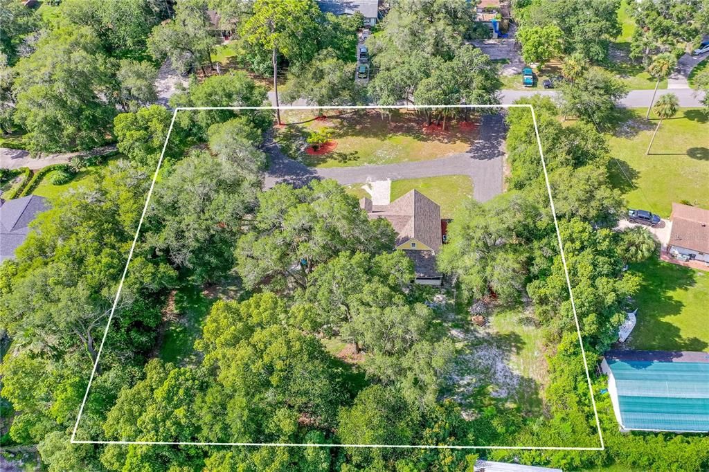 En Venta: $599,000 (5 camas, 4 baños, 4200 Pies cuadrados)