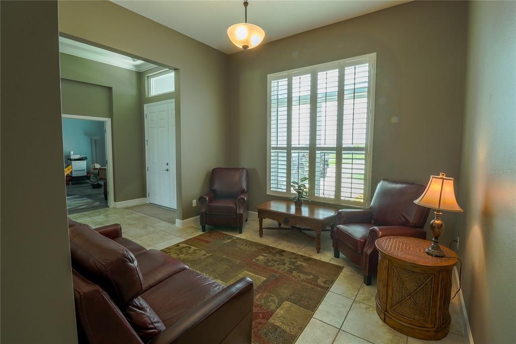 For Sale: $850,000 (3 beds, 2 baths, 2554 Square Feet)