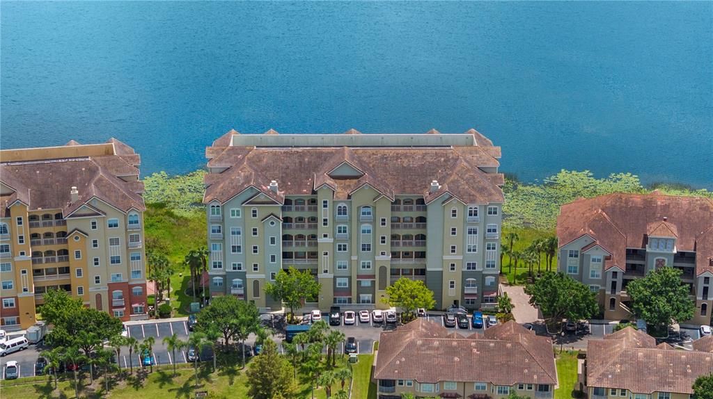 合同活跃: $579,000 (2 贝兹, 2 浴室, 2162 平方英尺)