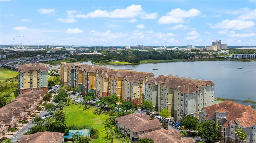 合同活跃: $579,000 (2 贝兹, 2 浴室, 2162 平方英尺)