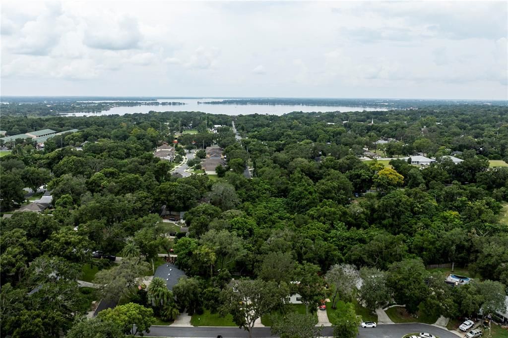 Activo con contrato: $365,000 (3 camas, 2 baños, 1747 Pies cuadrados)