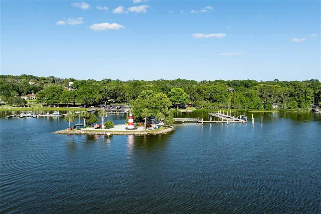 Activo con contrato: $365,000 (3 camas, 2 baños, 1747 Pies cuadrados)