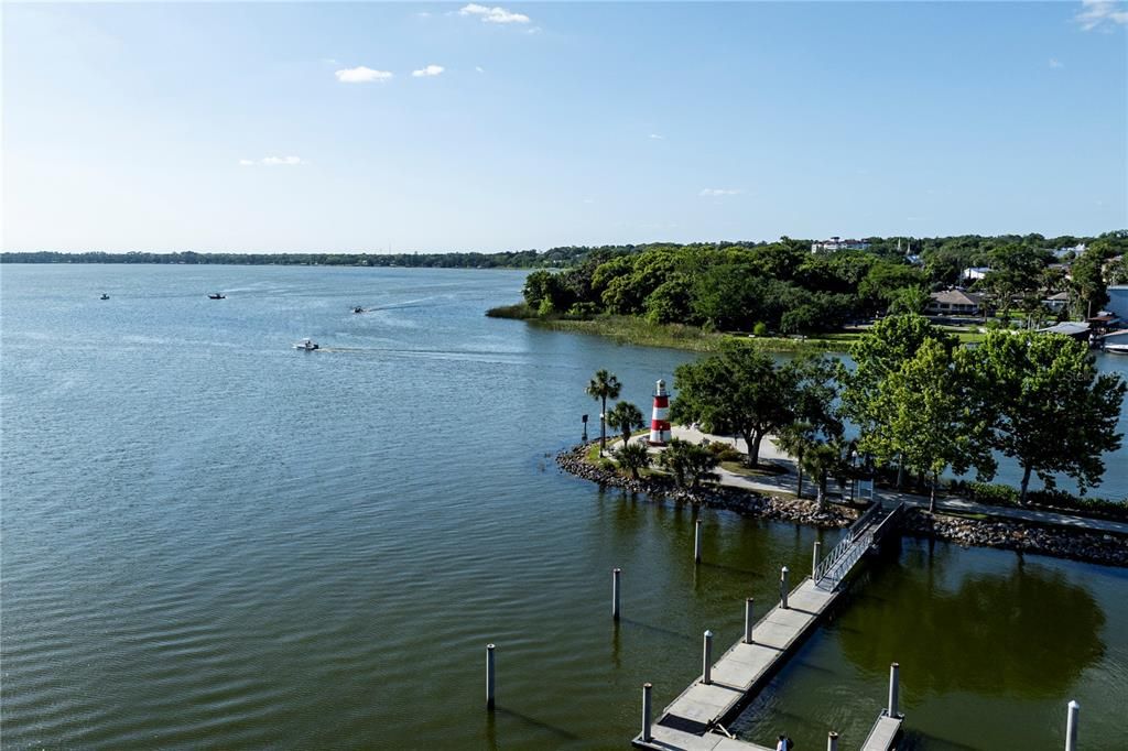 Activo con contrato: $365,000 (3 camas, 2 baños, 1747 Pies cuadrados)