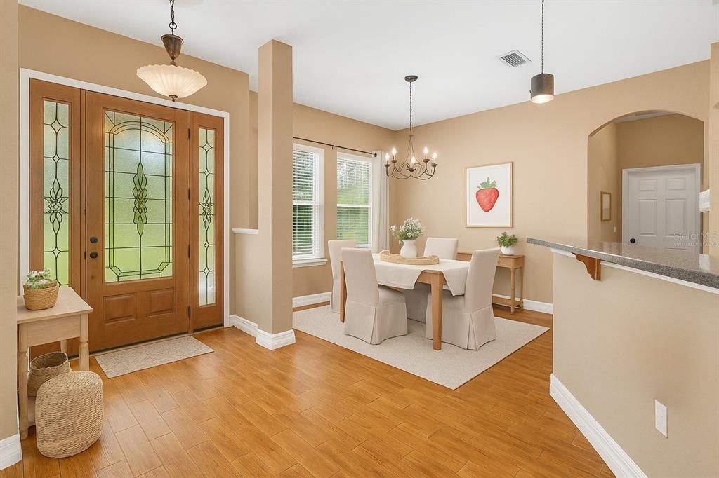 For Sale: $750,000 (4 beds, 3 baths, 1913 Square Feet)