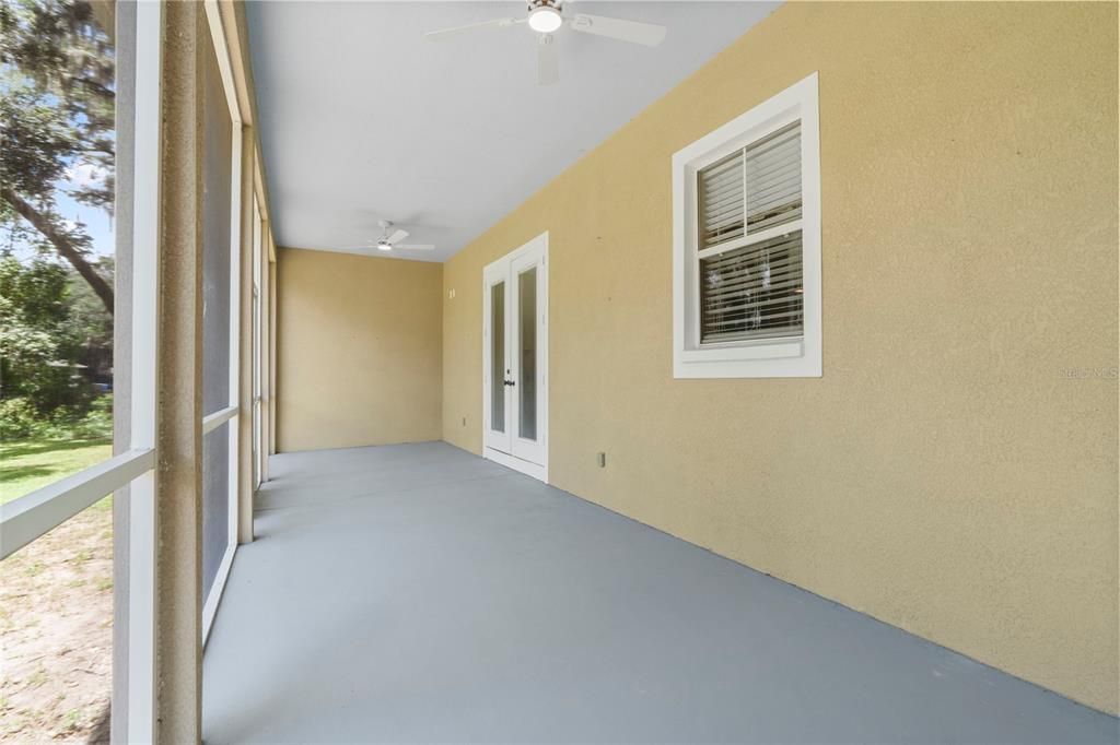 For Sale: $750,000 (4 beds, 3 baths, 1913 Square Feet)