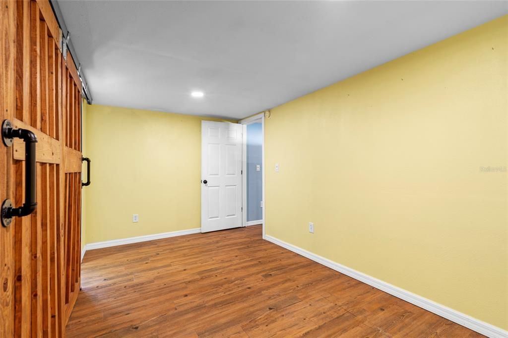 For Sale: $750,000 (4 beds, 3 baths, 1913 Square Feet)