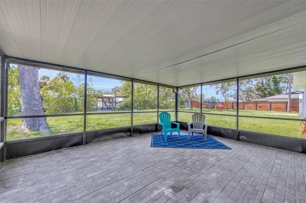 For Sale: $519,000 (3 beds, 2 baths, 1471 Square Feet)