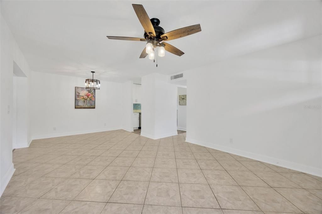 For Sale: $519,000 (3 beds, 2 baths, 1471 Square Feet)