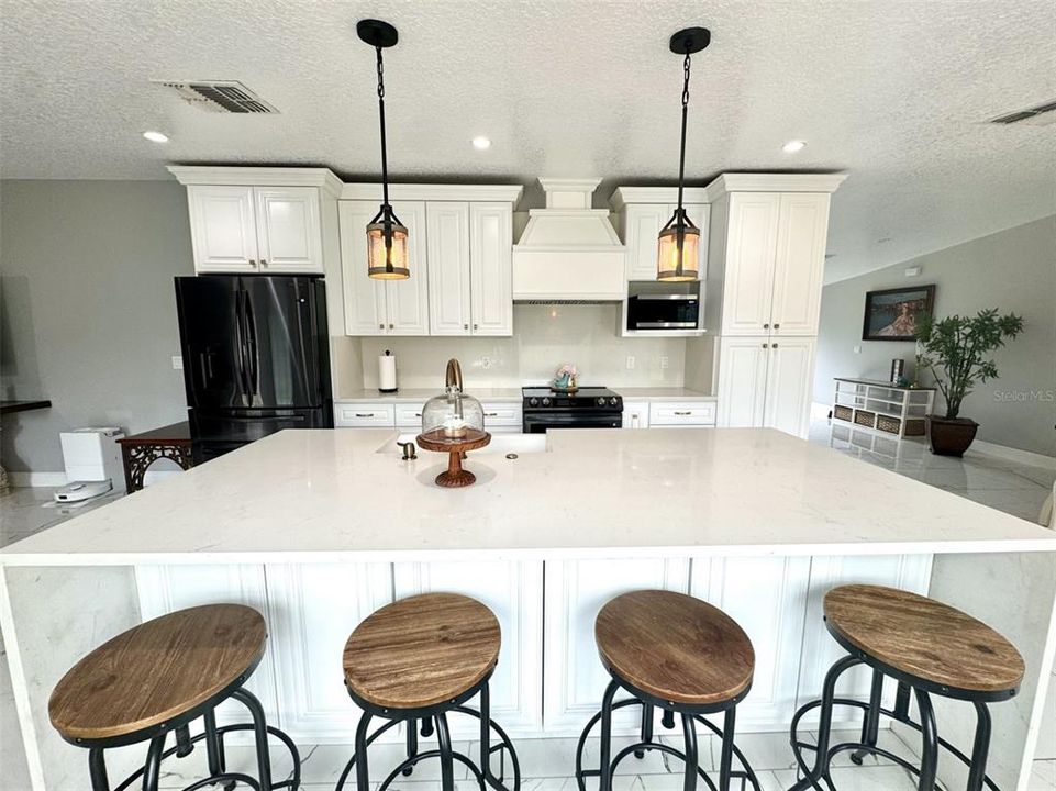 На продажу: $579,000 (4 спален, 3 ванн, 2280 Квадратных фут)