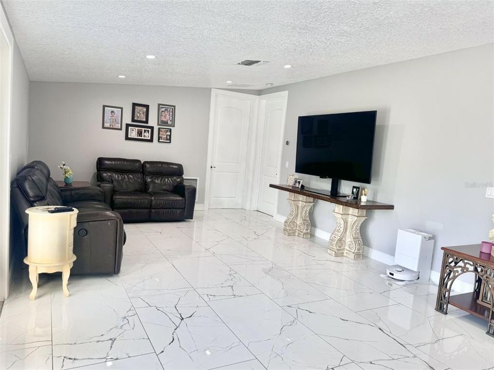 На продажу: $579,000 (4 спален, 3 ванн, 2280 Квадратных фут)