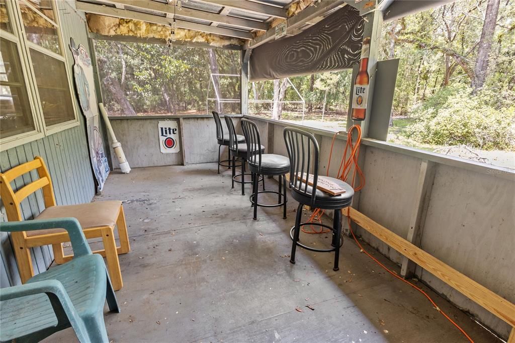 待售: $149,999 (2 贝兹, 2 浴室, 976 平方英尺)