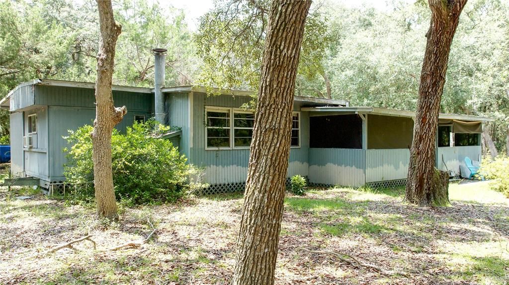 待售: $149,999 (2 贝兹, 2 浴室, 976 平方英尺)