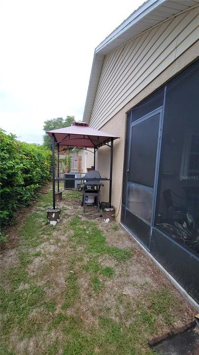 Active With Contract: $264,900 (2 beds, 2 baths, 1014 Square Feet)