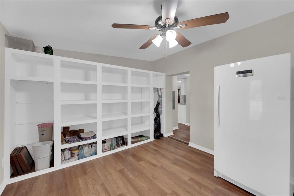 En Venta: $699,000 (4 camas, 3 baños, 2081 Pies cuadrados)