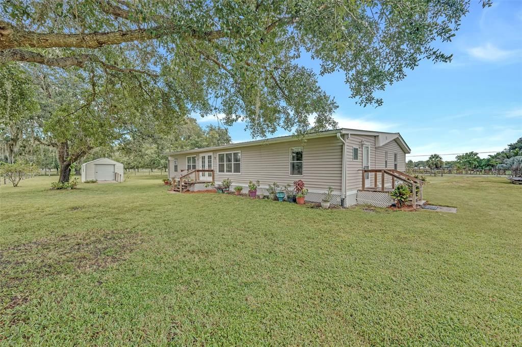 En Venta: $699,000 (4 camas, 3 baños, 2081 Pies cuadrados)