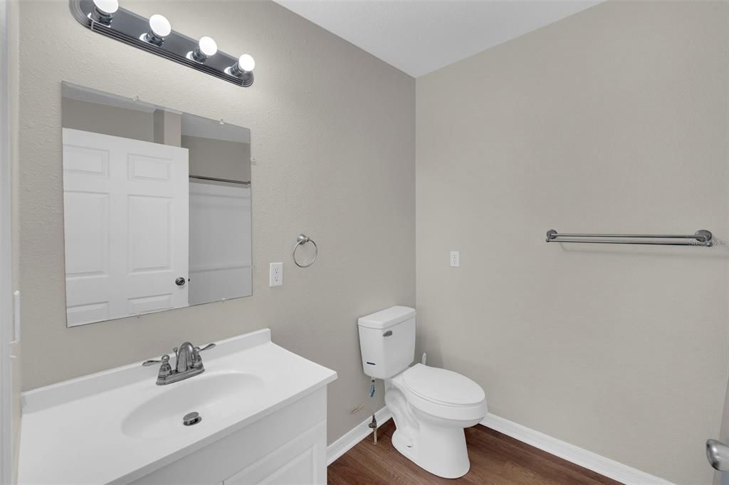 En Venta: $699,000 (4 camas, 3 baños, 2081 Pies cuadrados)