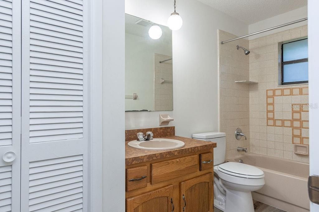 В аренду: $1,760 (3 спален, 2 ванн, 1330 Квадратных фут)