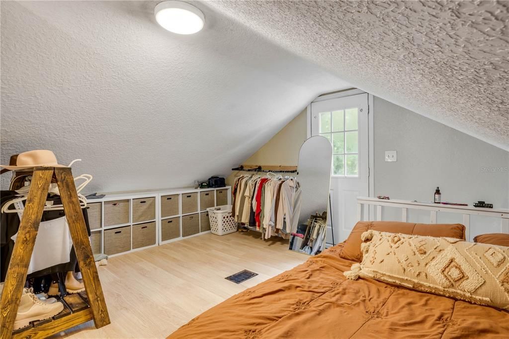 For Sale: $825,000 (3 beds, 2 baths, 2343 Square Feet)