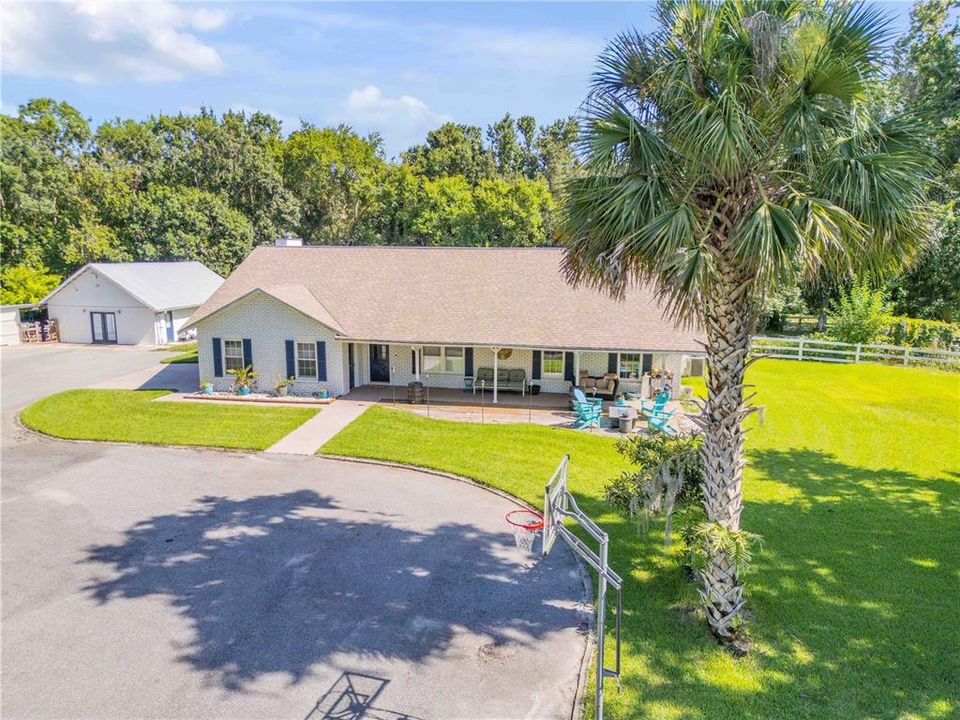 For Sale: $825,000 (3 beds, 2 baths, 2343 Square Feet)