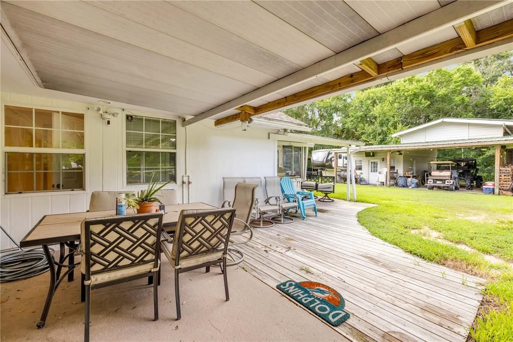 For Sale: $825,000 (3 beds, 2 baths, 2343 Square Feet)