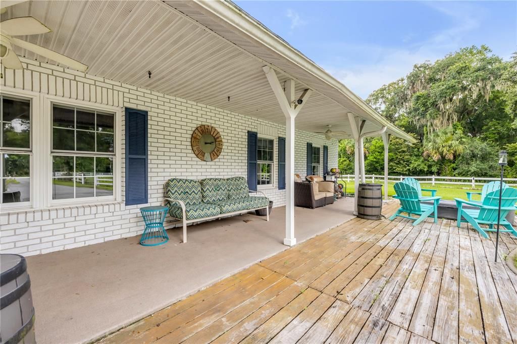 For Sale: $825,000 (3 beds, 2 baths, 2343 Square Feet)