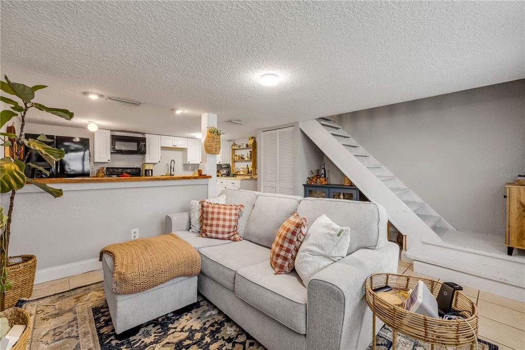 For Sale: $825,000 (3 beds, 2 baths, 2343 Square Feet)