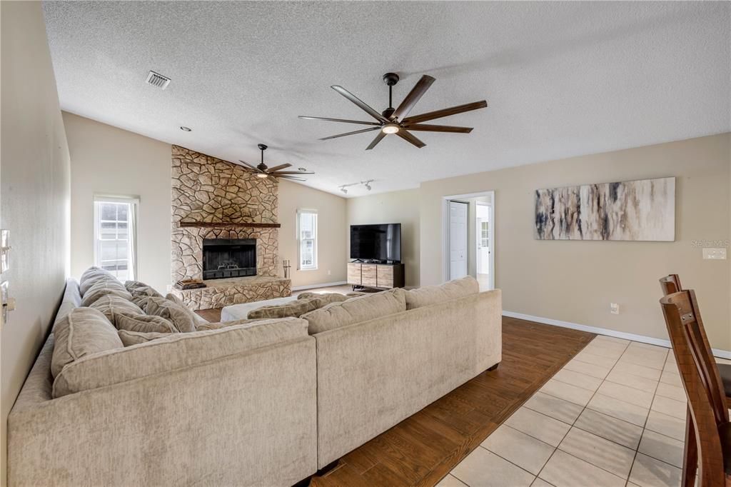 For Sale: $825,000 (3 beds, 2 baths, 2343 Square Feet)