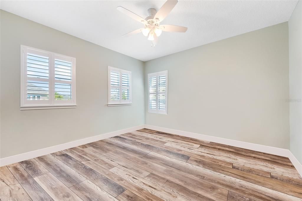 For Sale: $1,389,000 (5 beds, 4 baths, 4198 Square Feet)