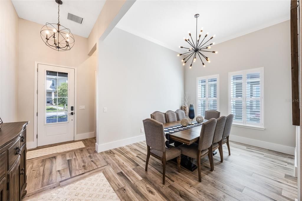 For Sale: $1,389,000 (5 beds, 4 baths, 4198 Square Feet)