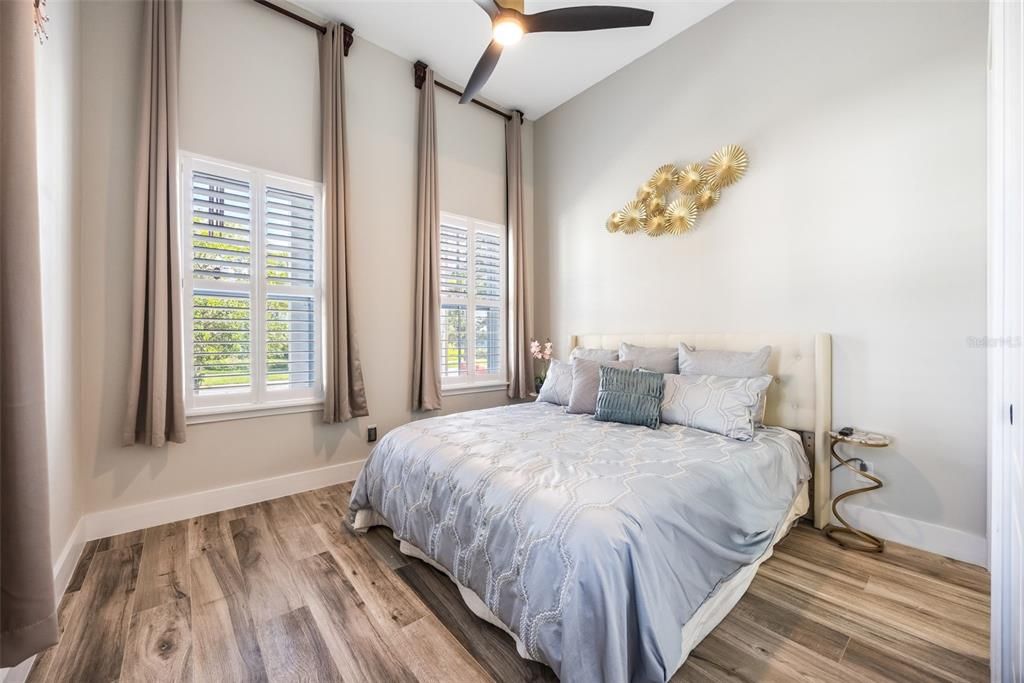 For Sale: $1,389,000 (5 beds, 4 baths, 4198 Square Feet)